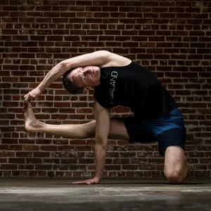 Jason Crandell in Visvamitrasana variation